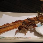 郷土料理かどや 大街道店 - 骨せんべい　たぶん太刀魚