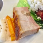 錦福 香港美食 - 港式焼膳飯(香港式焼き物三種の飯) 1,300円　一番分厚い焼豚
