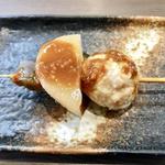 手打ちうどん 大蔵 - 小さい大根と鶏つくねのおでん