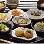 じねんや - 料理写真:マクロビオティック小皿膳　3000円