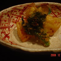 神楽坂 石かわ - 揚物　鹿児島産新筍と京菜の花の天ぷらに昆布塩
