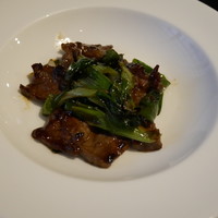 AKA - 牛肉と九条葱の豆鼓炒め