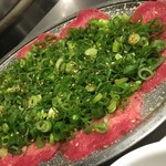 焼肉 どんどん - 名物のネギ塩タン！