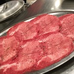 焼肉 どんどん - 普通の塩タンもあります（笑）