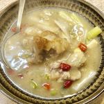 ゆたか - 豚足のニンニク唐辛子煮