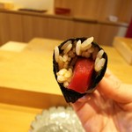 天ぷら たけうち - 天然マグロの海苔巻き