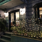 グーテ・ド・ママン - 外装