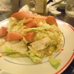 TAPAS桜台 - 魚肉ソーセージのキャベツ炒め