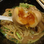 煮干し中華そば 一剣 - 煮たまご、初めて美味しいと思った