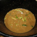 煮干し中華そば 一剣 - ニラが....