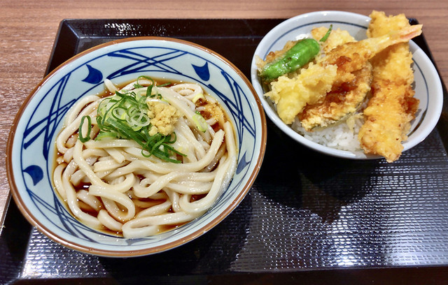 Marugame Seimen Ion Moru Nagakute Ten