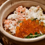 fours - ズワイガニとイクラ、カニみその土鍋飯@2,280円