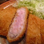 しぜん館 - 厚切りロースかつ（アップ）