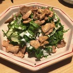Kurumi - 鶏皮シーザーサラダ