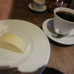 讃喫茶室 - チーズケーキ＋ブレンド