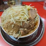 麺でる - 小豚 750円  ※コール→野菜、にんにく、脂少し