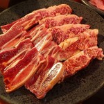 焼肉ふじ - 骨付カルビ、上ハラミ