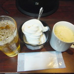 快活CLUB - 料理写真:ウェルカムソフトクリーム＆ドリンク2種(2019.1.5)