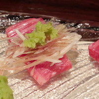 まある - 牛刺しは茗荷と山葵で