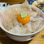 みなと食堂 - 半々丼。