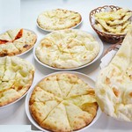 アジアンキッチンからうま - 料理写真:各種ナン