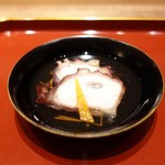 初音鮨 - （2018年12月）久里浜の地ダコ