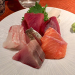 めしの助 - 刺身(単品)