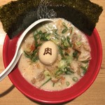 TOKYO豚骨BASE MADE by博多一風堂 - 豚肉とニンニクのスタミナらーめん ￥1,000
            限定メニュー