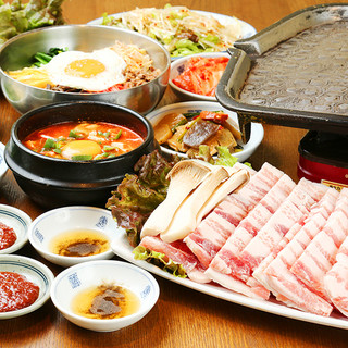 All-you-can-eat samgyeopsal for 2,380 yen!