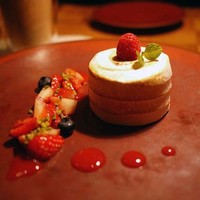 ザ タヴァン グリル＆ラウンジ - 