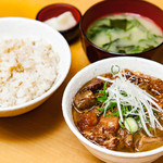 ◎Stewed beef tendon set meal