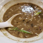 煮干し豚骨らーめん専門店 六郷 - 極上の煮干しスープ