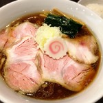 櫻井中華そば店 - 生姜醤油中華そば(麺大盛、チャーシューを追加トッピング)