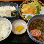 河内じばさん - とうふ定食（温かいそば）