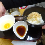 四ツ木製麺所 - ニャン玉ごはん