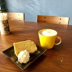 Cafe roi mimi - 無添加米粉のふわふわシフォン。
