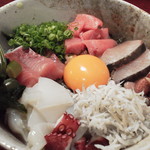 竹亭にしき - 海鮮どんぶりのアップ