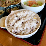 めし屋ひろし - ・ご飯は白米と雑穀米が選べます