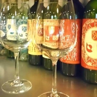 イタリアから国産とボトルワインを豊富にお手頃価格でご用意！