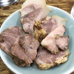 家系ラーメン まこと家 - 後からチャーシューで！で出てきたチャーシュー
