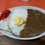 進龍 - 目玉カレー(700円)です。