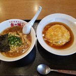 金の豚 - ①サービスランチ  ラーメン醤油＆天津飯