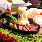 肉×チーズ ちーず屋 三宮店