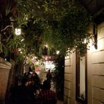 Puku Cafe and Sports Bar - テラス席