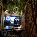 Puku Cafe and Sports Bar - テラス席