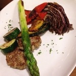 くえろ・くえら - 焼き野菜と自家製ソーセージ