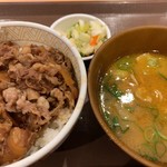 Sukiya - 牛丼(並盛)カレーとん汁おしんこセット