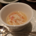 ラ・サンテ - 越冬キャベツのフラン　ズワイ蟹添え。