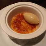 ラ・サンテ - キンカンのクリームブリュレとメープルシロップのアイスクリーム。