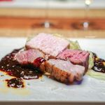 長谷川 稔 - 松坂豚